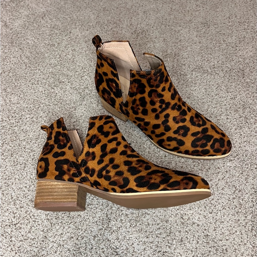 Boutique leopard print booties
